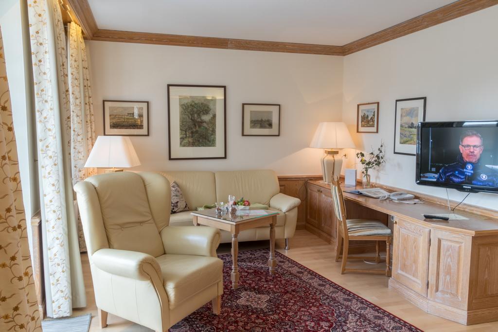 Romantik Hotel Fischerwiege Ahrenshoop Bagian luar foto