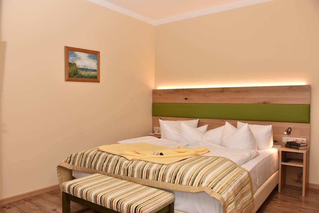 Romantik Hotel Fischerwiege Ahrenshoop Bagian luar foto